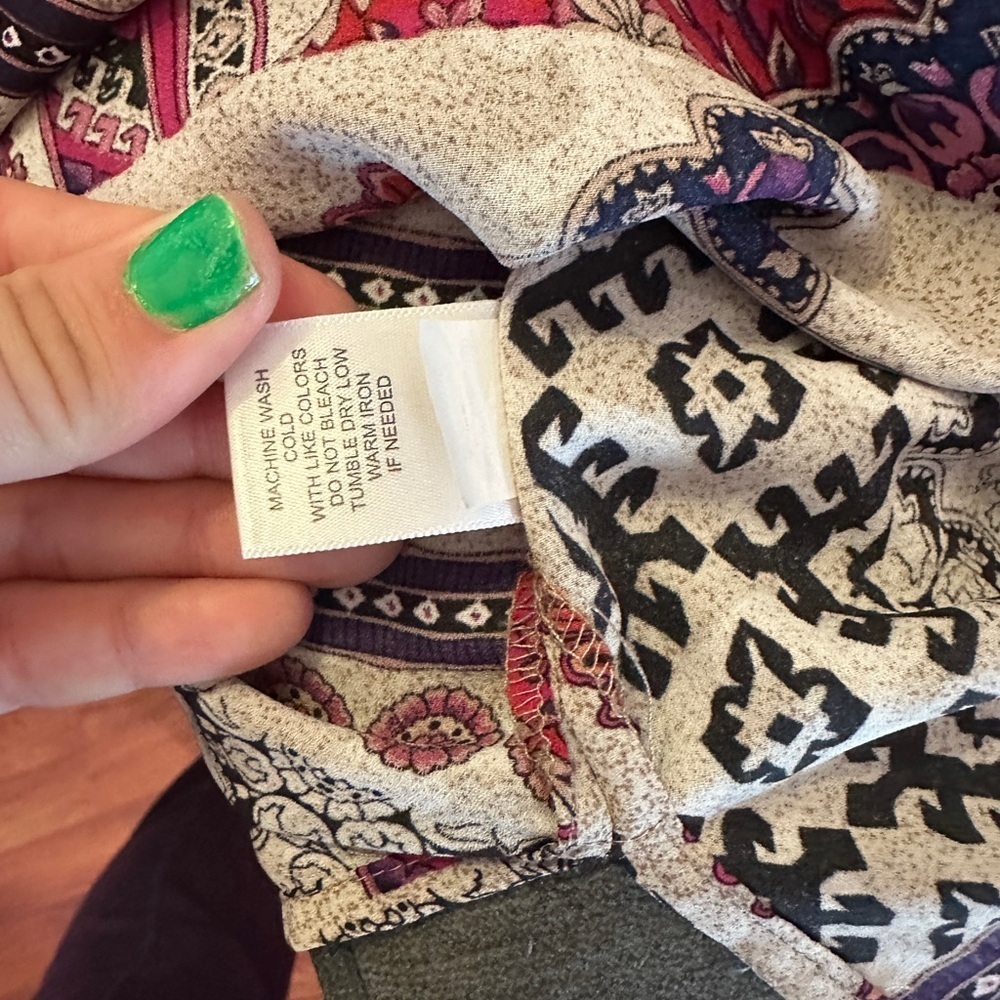 Sara Michelle Multicolor Floral Tonic. Size medium - Picture 10 of 10